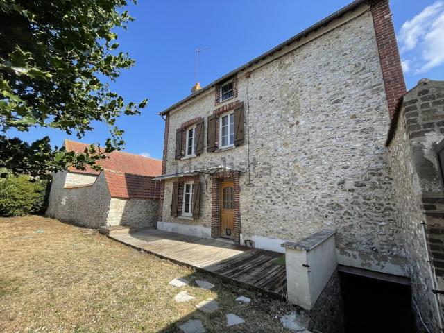 Maison, Freneuse