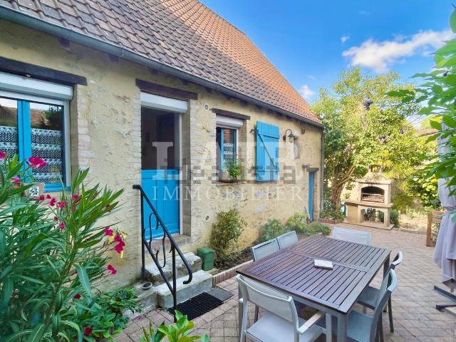 Maison, Fresnay sur Sarthe