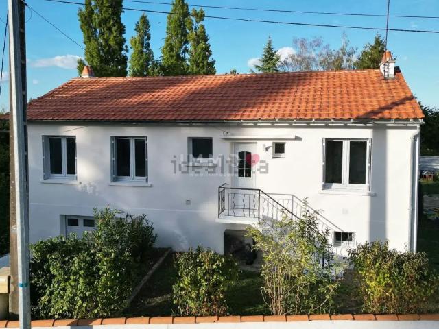 Maison, Frontenay Rohan Rohan