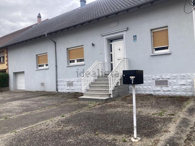 Maison, Keskastel