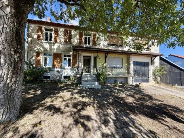Maison, Kirviller