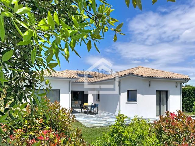 Maison, Hourtin