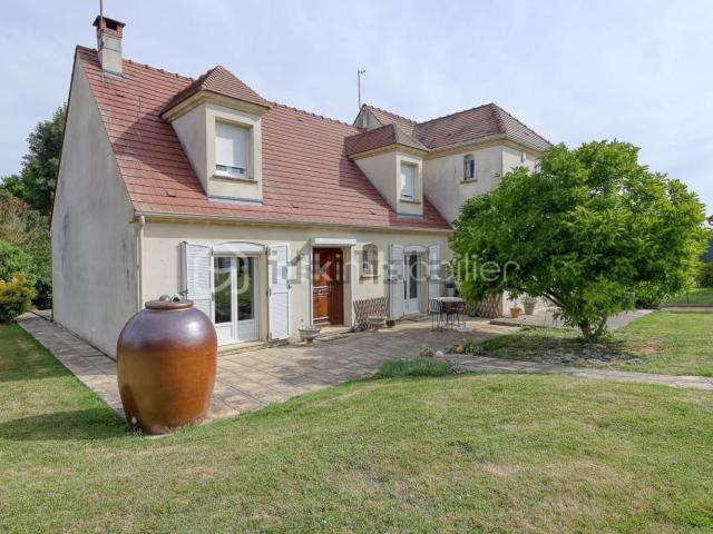 Maison, Hodenc en Bray