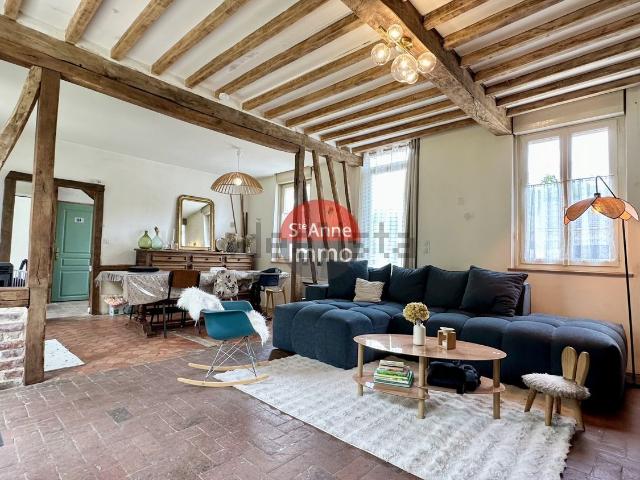 Maison, Hornoy le Bourg