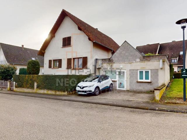 Maison, Hatten
