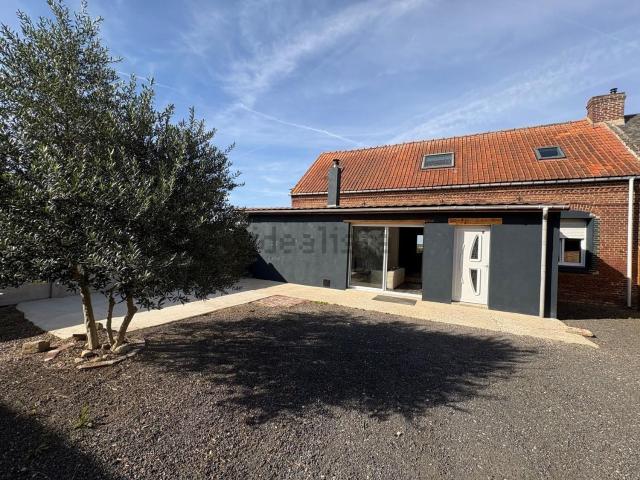 Maison, Hattencourt
