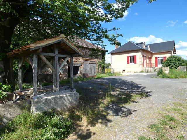 Maison, Hautefort