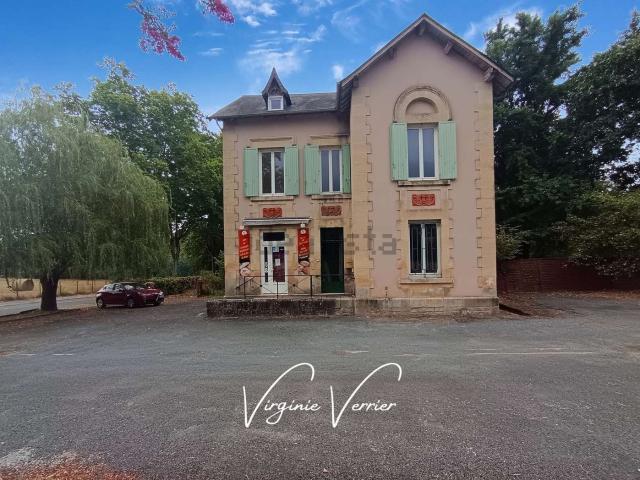 Maison, Hautefort