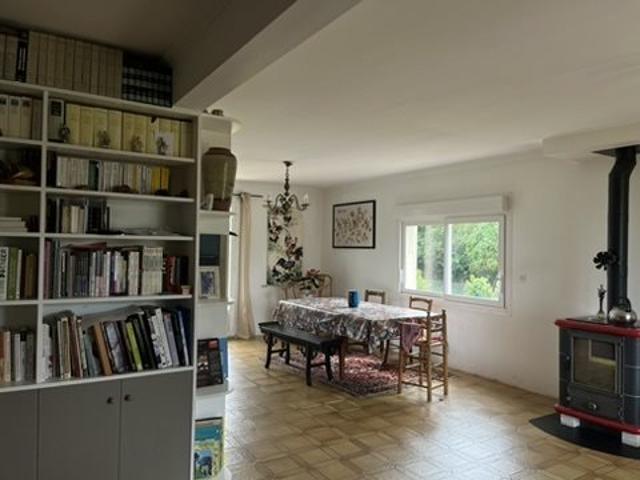 Maison habitable de suite 5ch, sous sol total, jardin arbo. 180m² Aubigny sur Nère