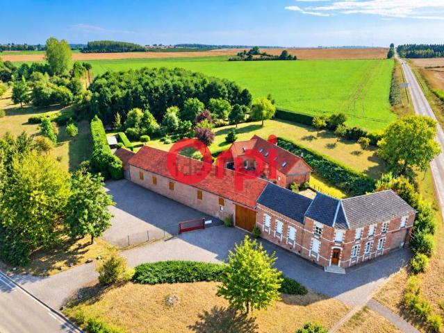Maison, Hédauville