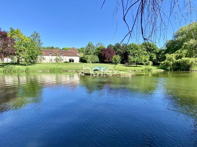 Maison, Frouville