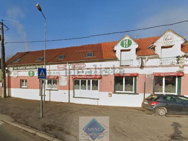 Maison, Hem Hardinval