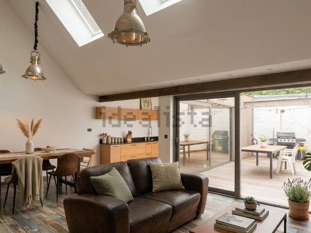 Maison, Hem