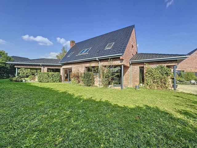 Maison, Hem