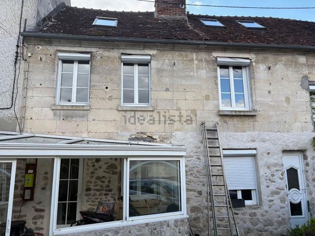 Maison, Hénonville