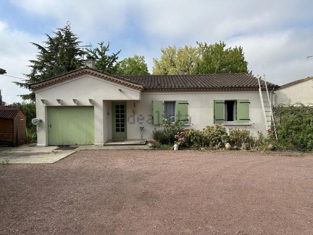 Maison, Hiersac