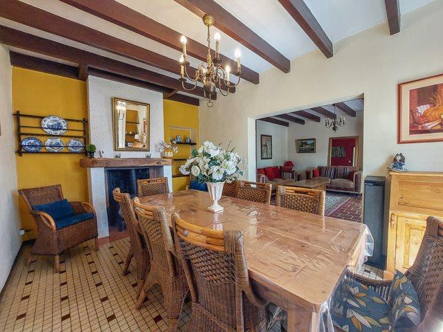 Maison historique du vinégreur en pierre avec gîte, piscine. 170m² Pineuilh