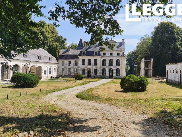 Maison, Humières
