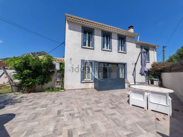 Maison, Hyères