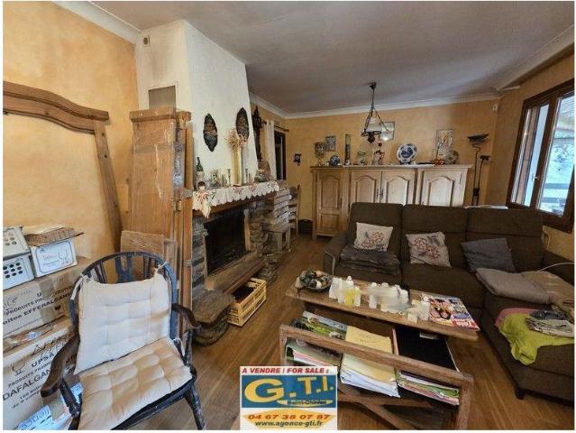 Maison indépendante 94m ² 94m² Saint Chinian