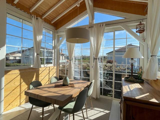 Maison individuelle atypique beaux volumes terrain 777 m 138m² Saint Bonnet de Mure
