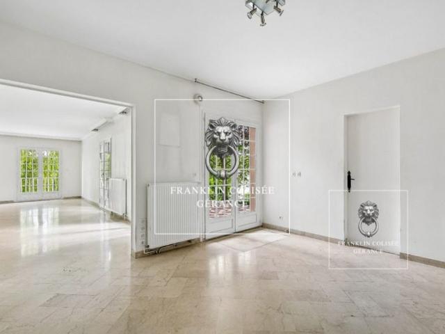Maison Individuelle avec 4 chambres
