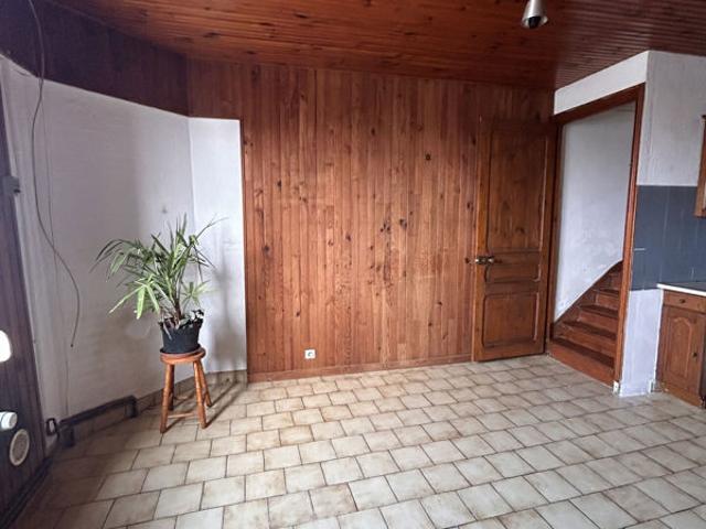 Maison individuelle avec beaux volumes proche Albert!