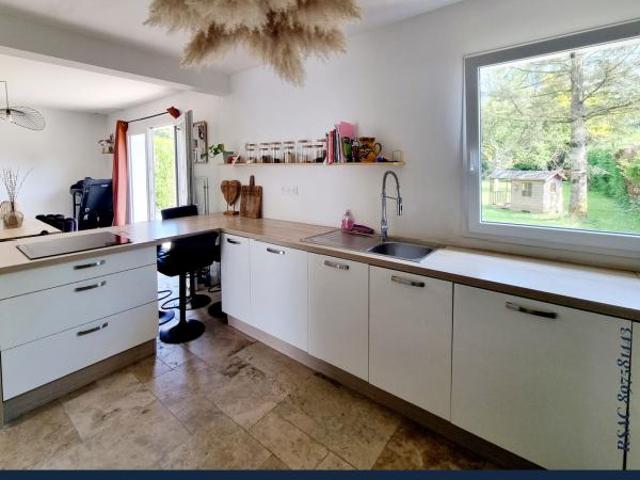Maison individuelle avec grand jardin arboré à LUMBRES 62380