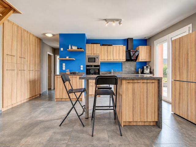 Maison individuelle avec sous sol complet et jardin clos