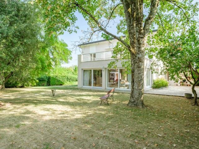 Maison individuelle avec piscine à Corsier