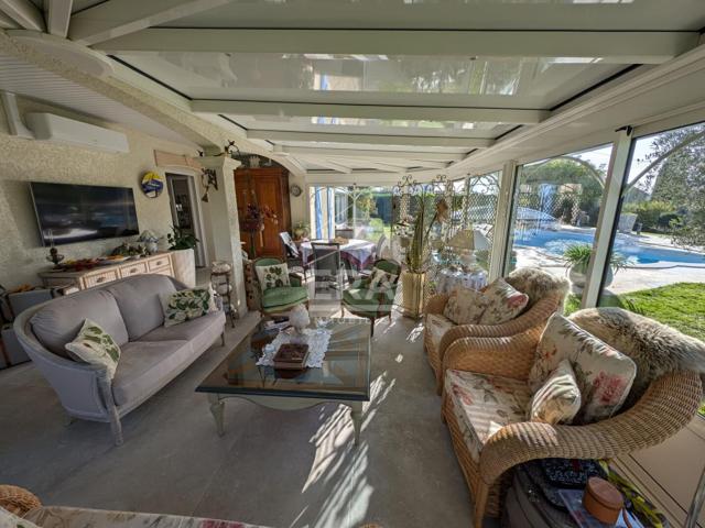 Maison individuelle à Villefranche de Lonchat en Dordogne7 pièces de 186,45 m2