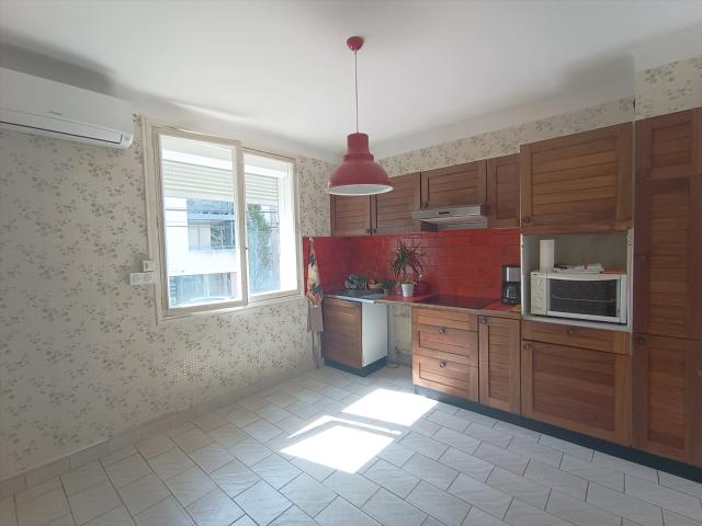 Maison individuelle à étage, 3 chambres, jardin, garage quar. 134m² Valence