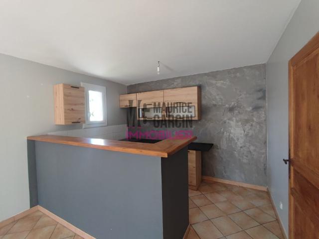 Maison individuelle à louer, 3 pièces Pernes les Fontaines 84210