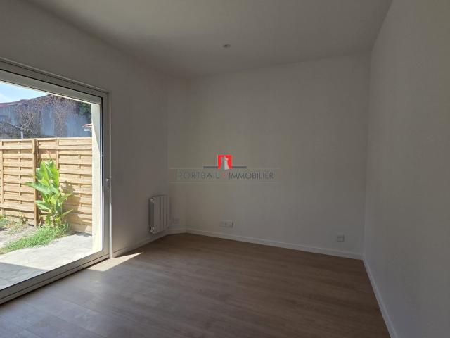 Maison individuelle à louer, 2 pièces Cenon 33150