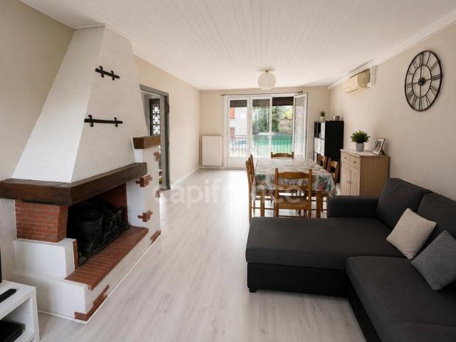 Maison individuelle à rénover de 98 m² avec sous sol et grand terrain à Crépey 54170