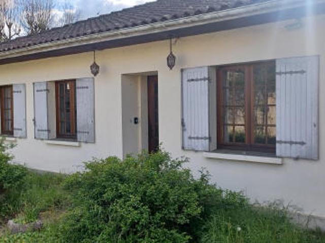 Maison individuelle BE de 115m2 habitable avec garage en sous sol sur 1500m2 de terrain