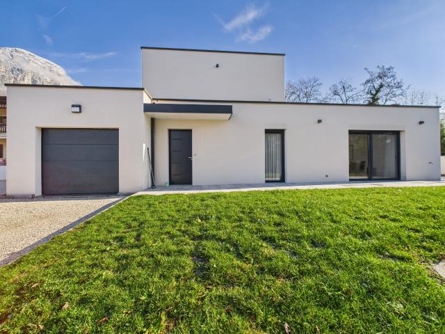 Maison individuelle Belle prestation Saint Alban Leysse 124 m2