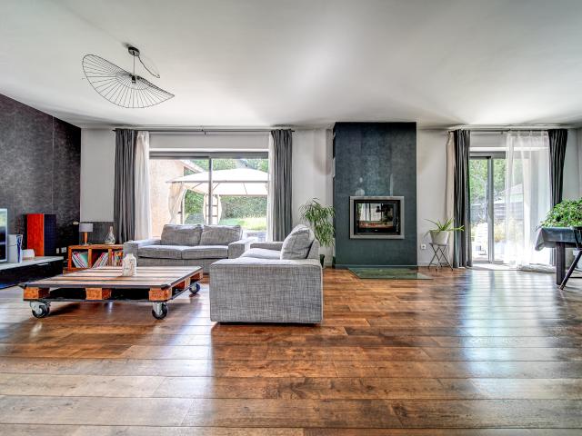 Maison individuelle de plain pied avec sous sol complet