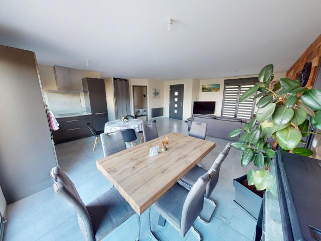 Maison individuelle de plain pied de 90 m2 Terrain 25,74 ares