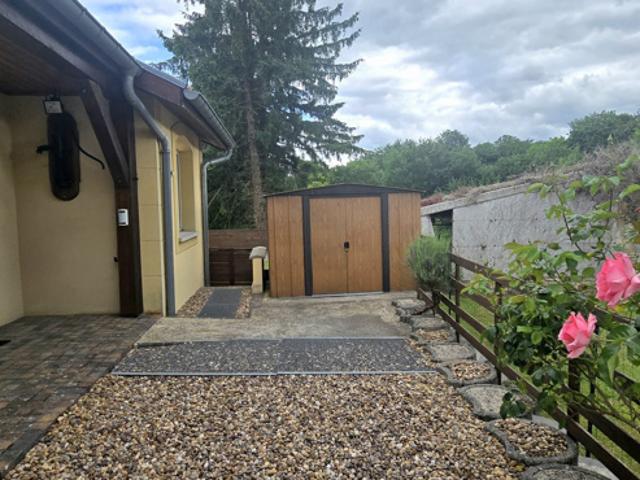 Maison individuelle de plain pied pleine de charme, proche