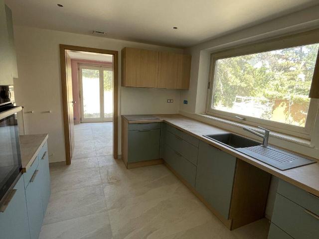 Maison individuelle de 150 m², située sur un terrain d’environ 9