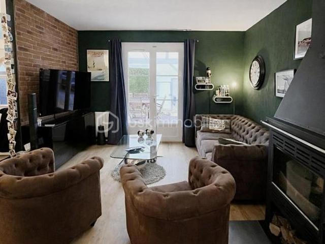 Maison individuelle de 120 m² – 3 chambres – Terrain clos de 498 m² – Environnement calme
