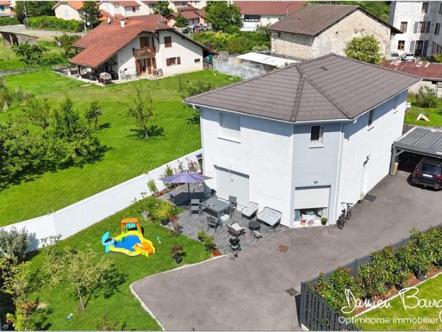 Maison individuelle de 124 m2 avec 4 chambres et terrain de plus de 400 m2