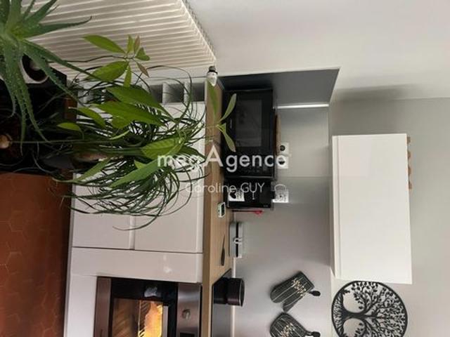 Maison individuelle de 60 m2, 1 chambre, garage et jardin