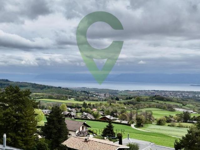 Maison individuelle de 6,5 avec vue imprenable proche de Begnins