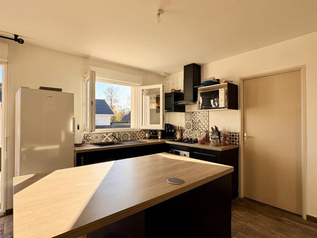 Maison individuelle de 90 m2 de plain pied, proche de toutes les commodités