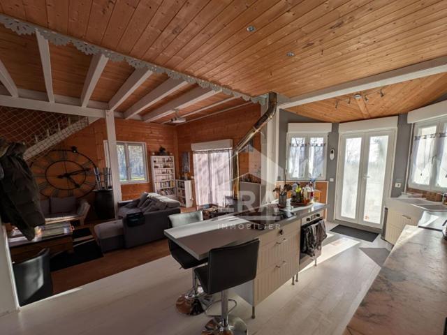 Maison individuelle en bois à 10 min de Montpon Ménestérol 7 pièces 173.4 m2