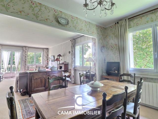 Maison individuelle, grande parcelle, quartier très recherché