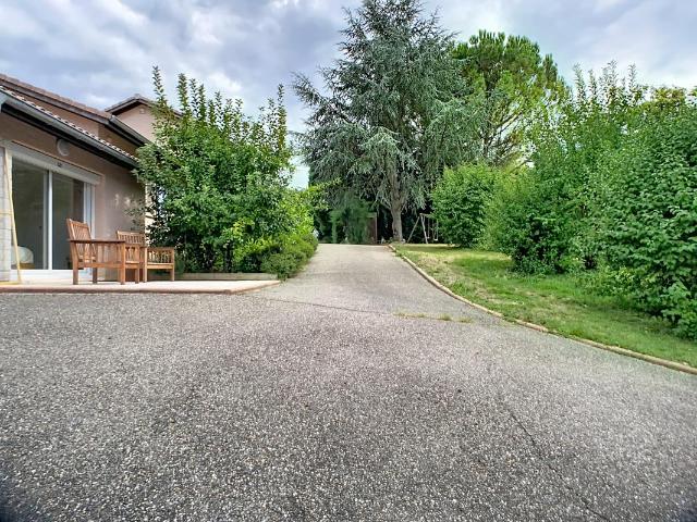 MAISON – INDIVIDUELLE – PISCINE – 136 m² – 69380 – CHASSELAY