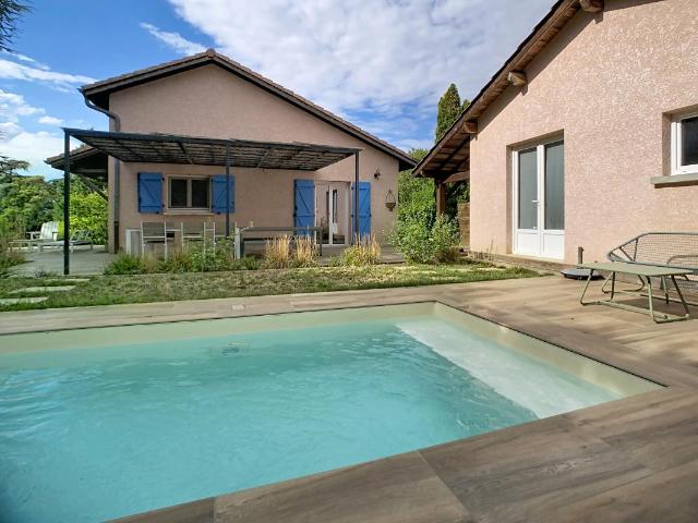 MAISON INDIVIDUELLE – PISCINE – JARDIN – TYPE 5 – 69380 – CHASSELAY